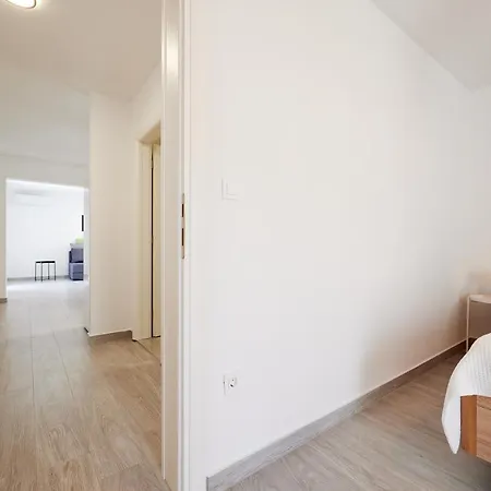 Deluxe * Trogir